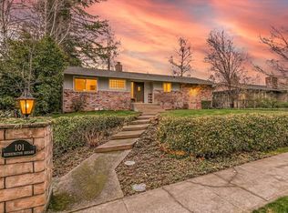 101 Kensington Sq, Medford, OR 97504