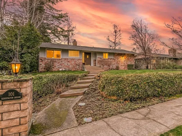 101 Kensington Sq, Medford, OR 97504