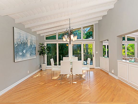 3rd image of 5418 Calle De Arboles