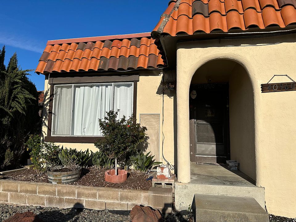 1st image of 40960 Valero Dr