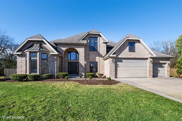 1st image of 5 Richwood Ter