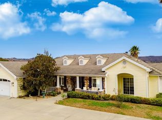 991 River Oaks Ln, Fallbrook, CA 92028
