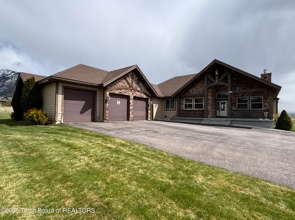 431 Shooting Star Dr, Grover, WY 83122