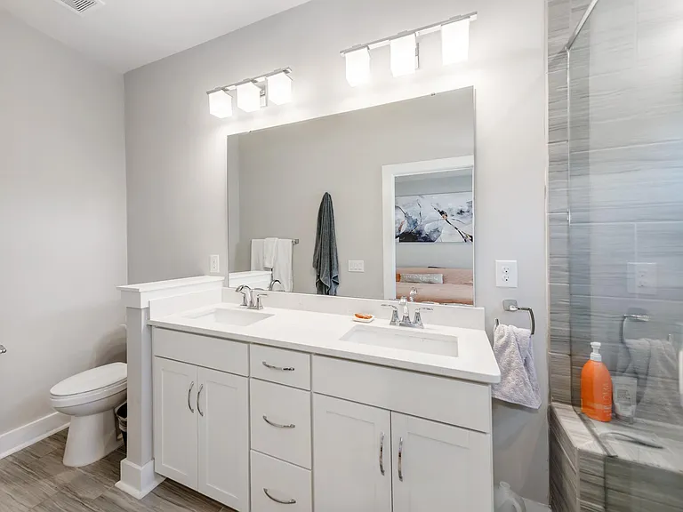 16031 Roscoe Ln — Photo 21