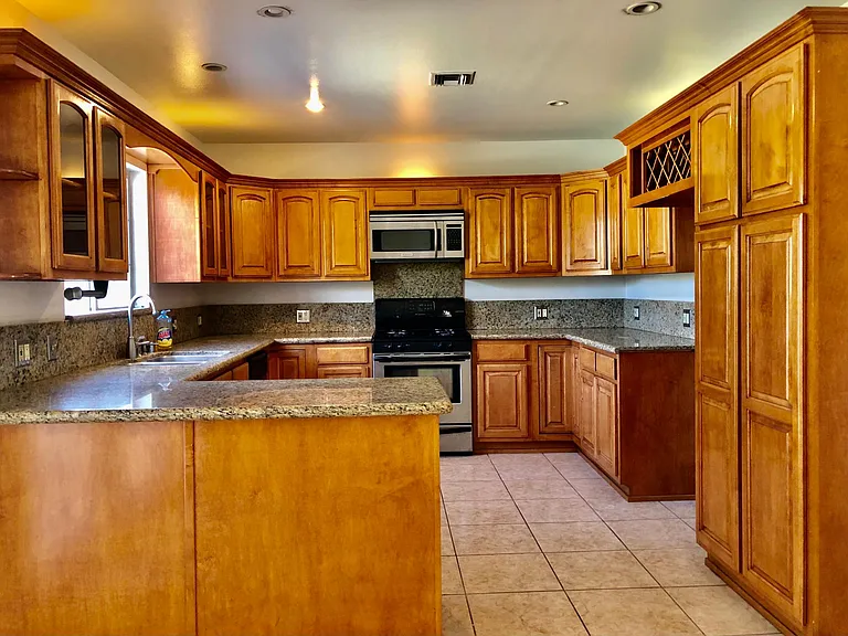 1223 E Workman Ave — Photo 14