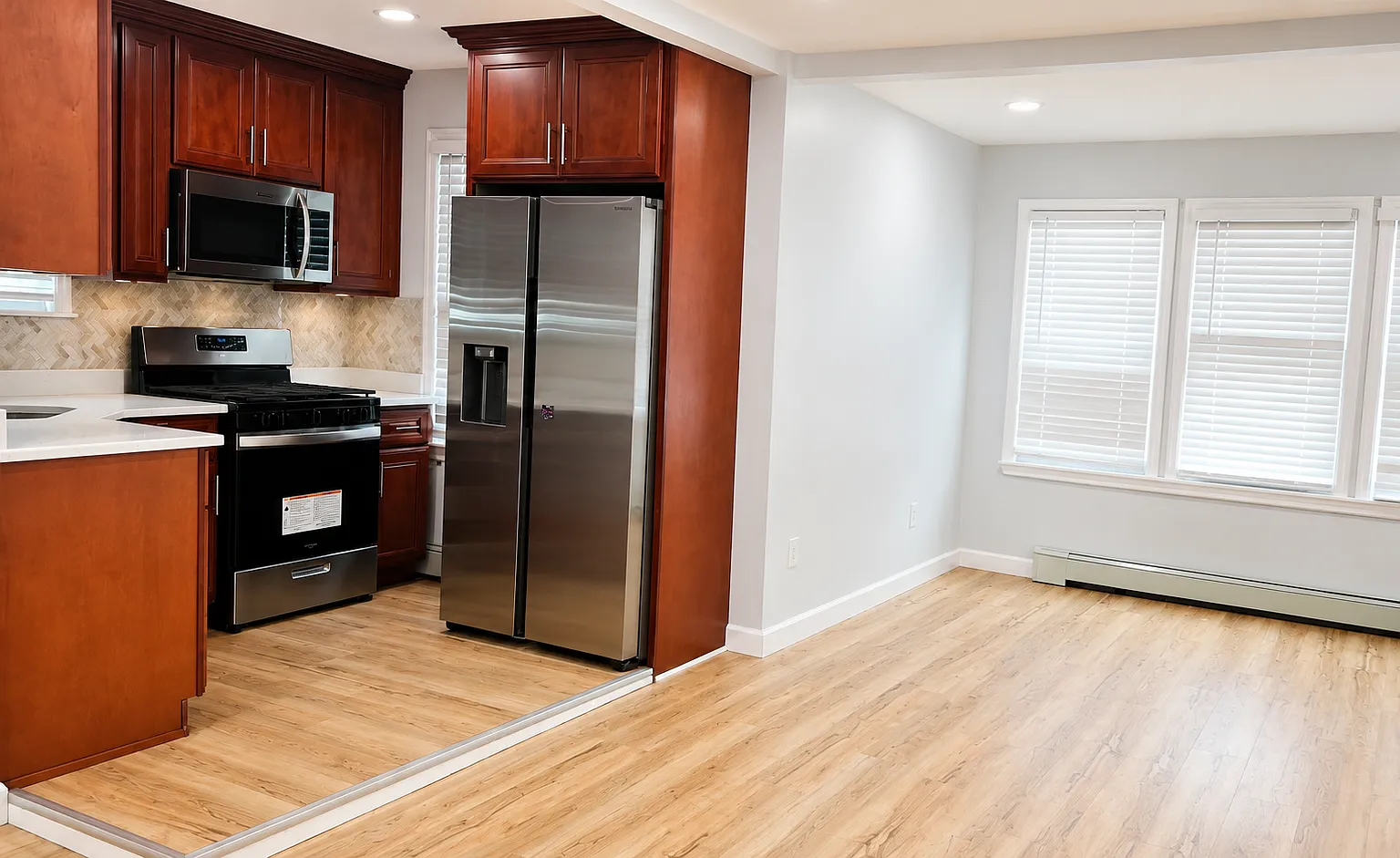 2 bed, $3,000 — Photo 2