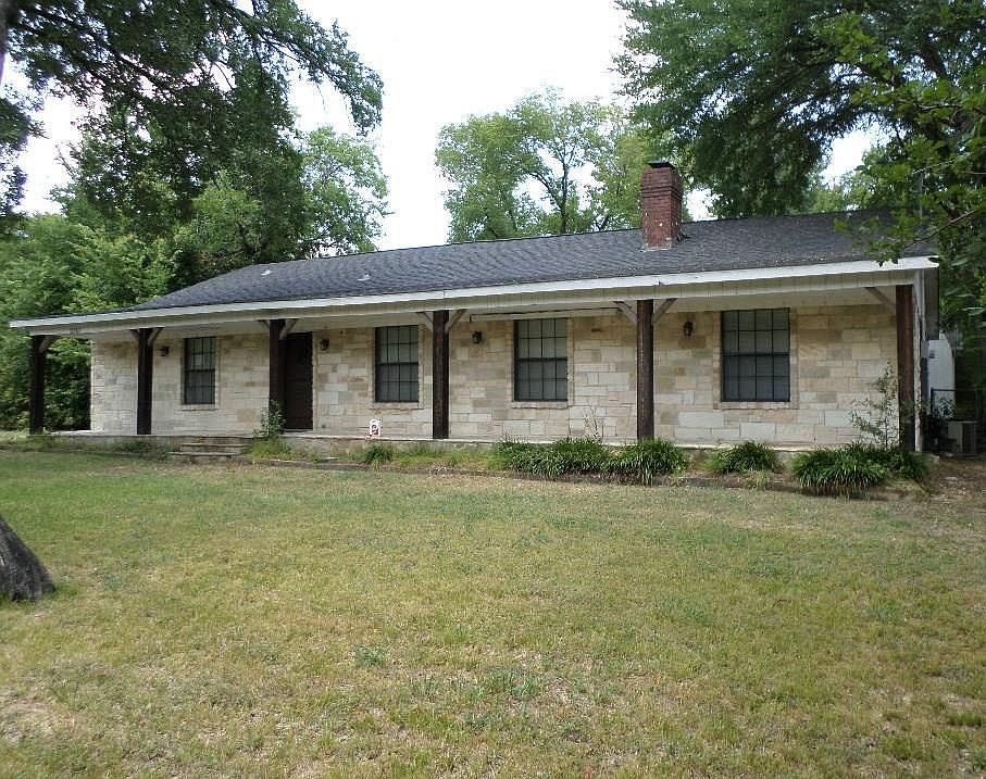 1st image of 2808 Lynell Dr