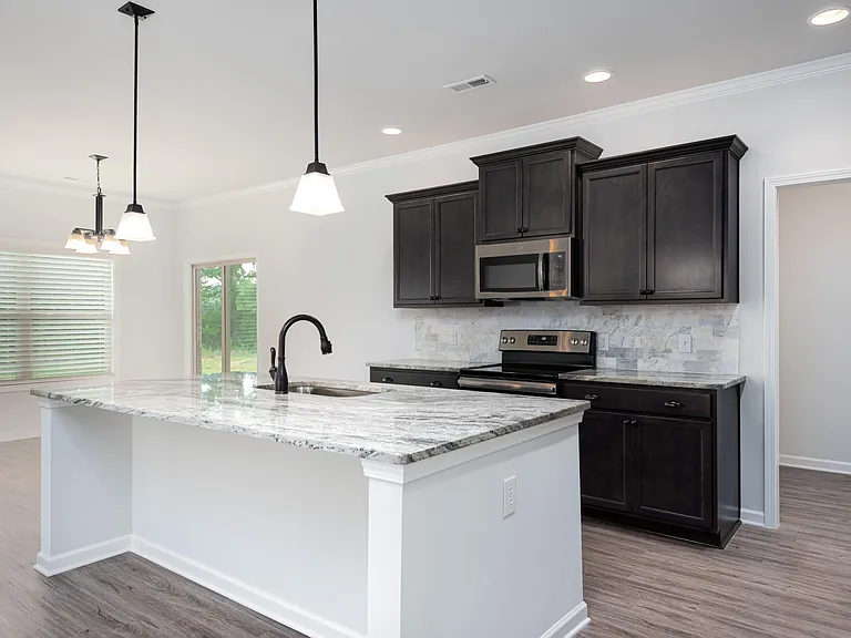 102 Sherwin Ave — Photo 1