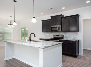 198 Kingswood Dr, Huntsville, AL 35806