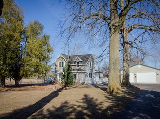 N10602 Hill Top Rd, Clintonville, WI 54929