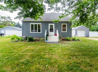 20874 Holiday Ave, Lakeville, MN 55044