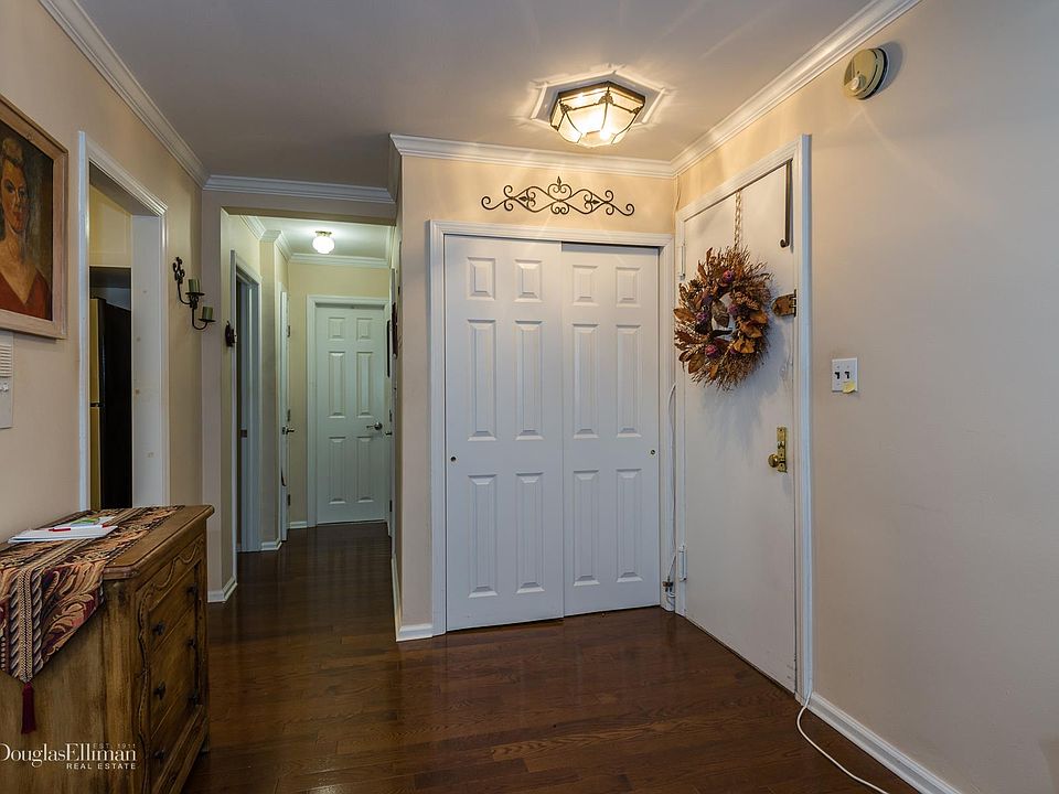 1st image of 370 W Broadway APT 6G