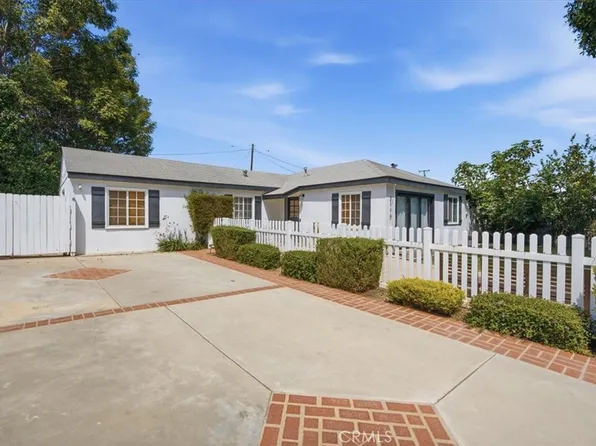 2113 Federal Ave, Costa Mesa, CA 92627