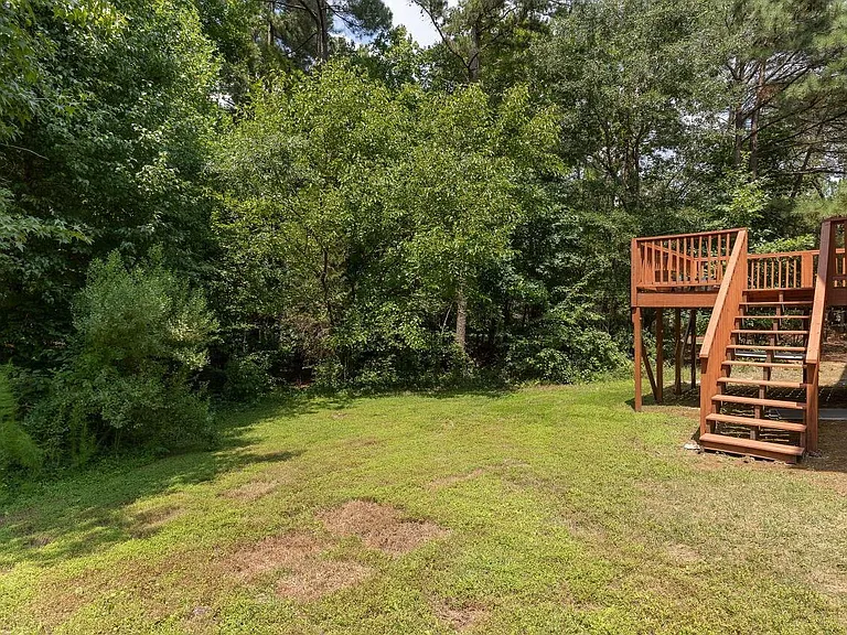 219 Covington Square Dr — Photo 27