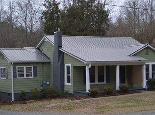 2164 Harris Henrietta Rd, Mooresboro, NC 28114