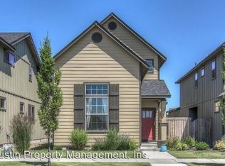 20532 Gloucester Ln, Bend, OR 97701