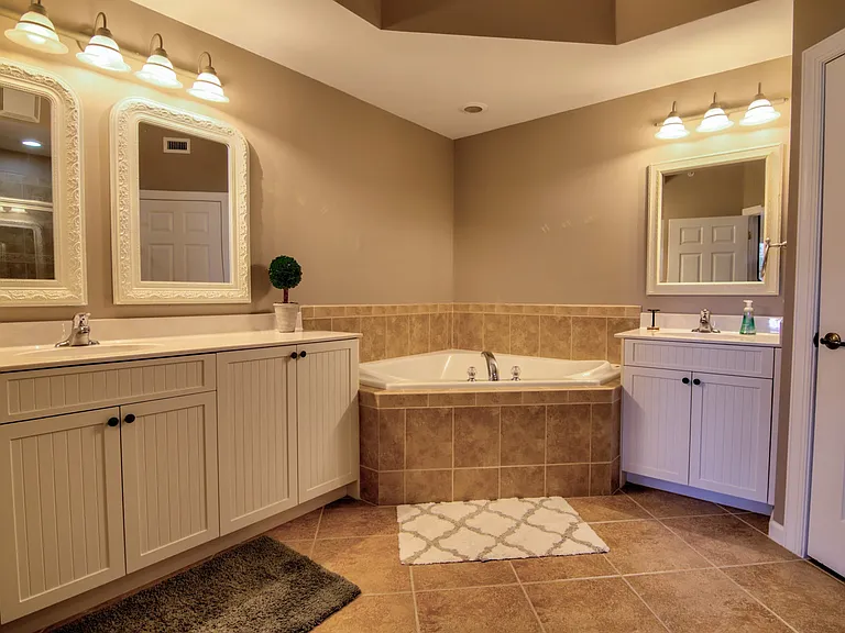 8771 Coastline Ct #1-ID1049695P — Photo 12