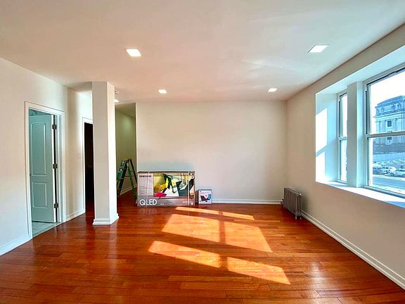 4th image of 163 Eastern Pkwy APT 2B