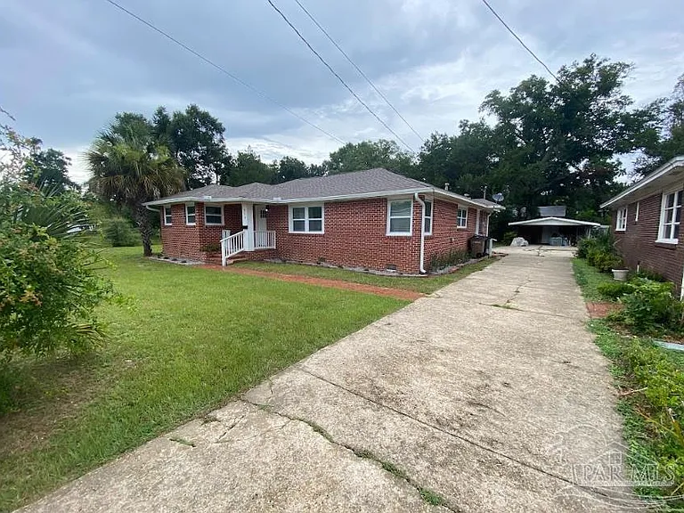 814 W Gonzalez St — Photo 34