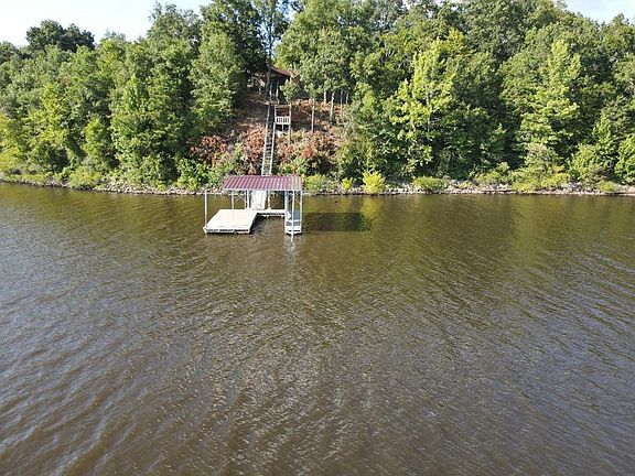 2nd image of 498 Delta Ln