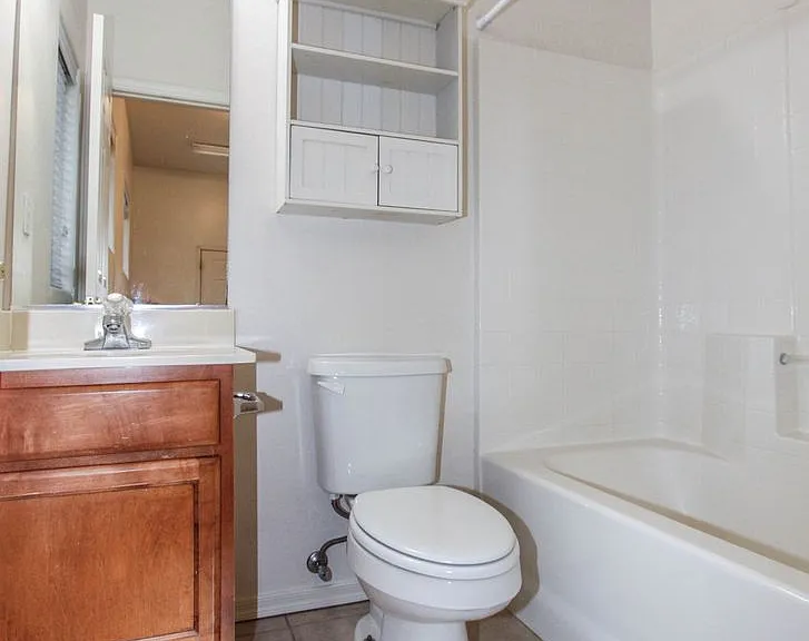 1060 Stratus Way — Photo 11