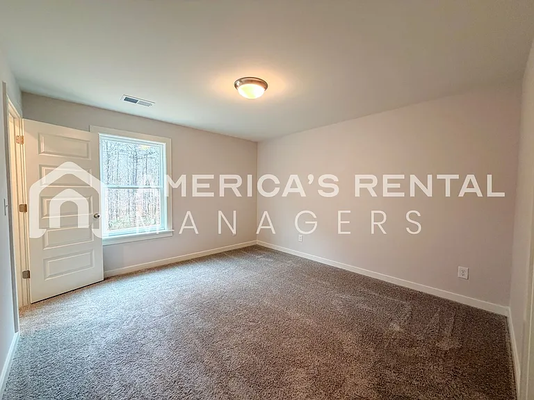 101 Townmoor Ln — Photo 45