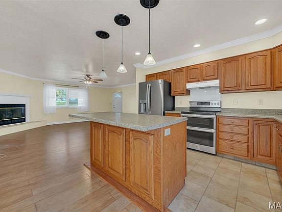 5th image of this home