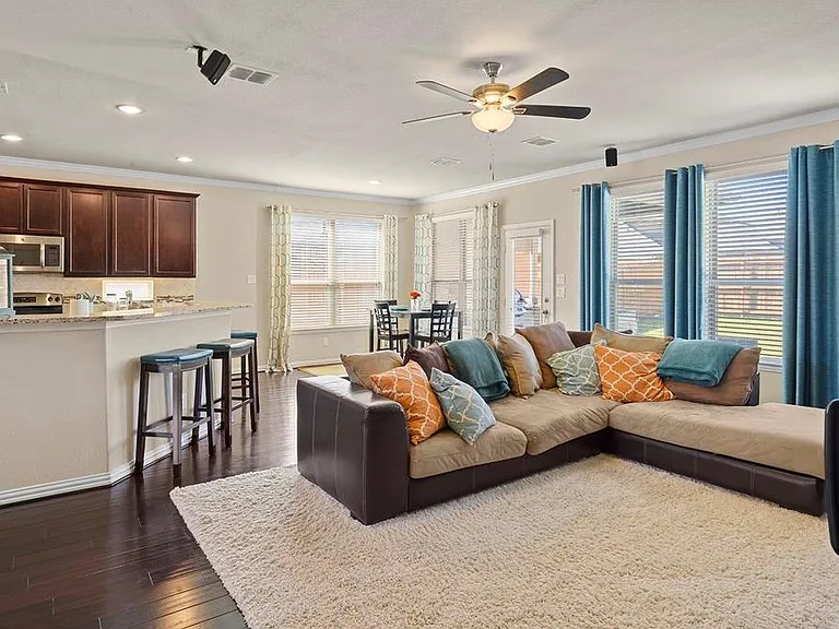 16609 Amistad Ave — Photo 13
