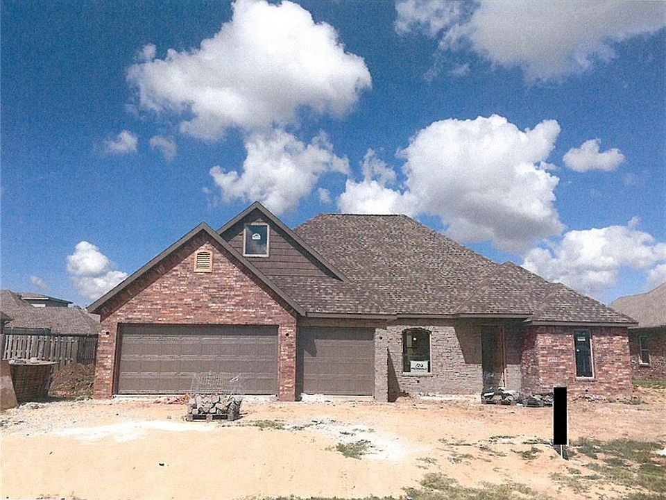1st image of 2033 S Doral Dr