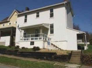 402 Locust St, Penn, PA 15675