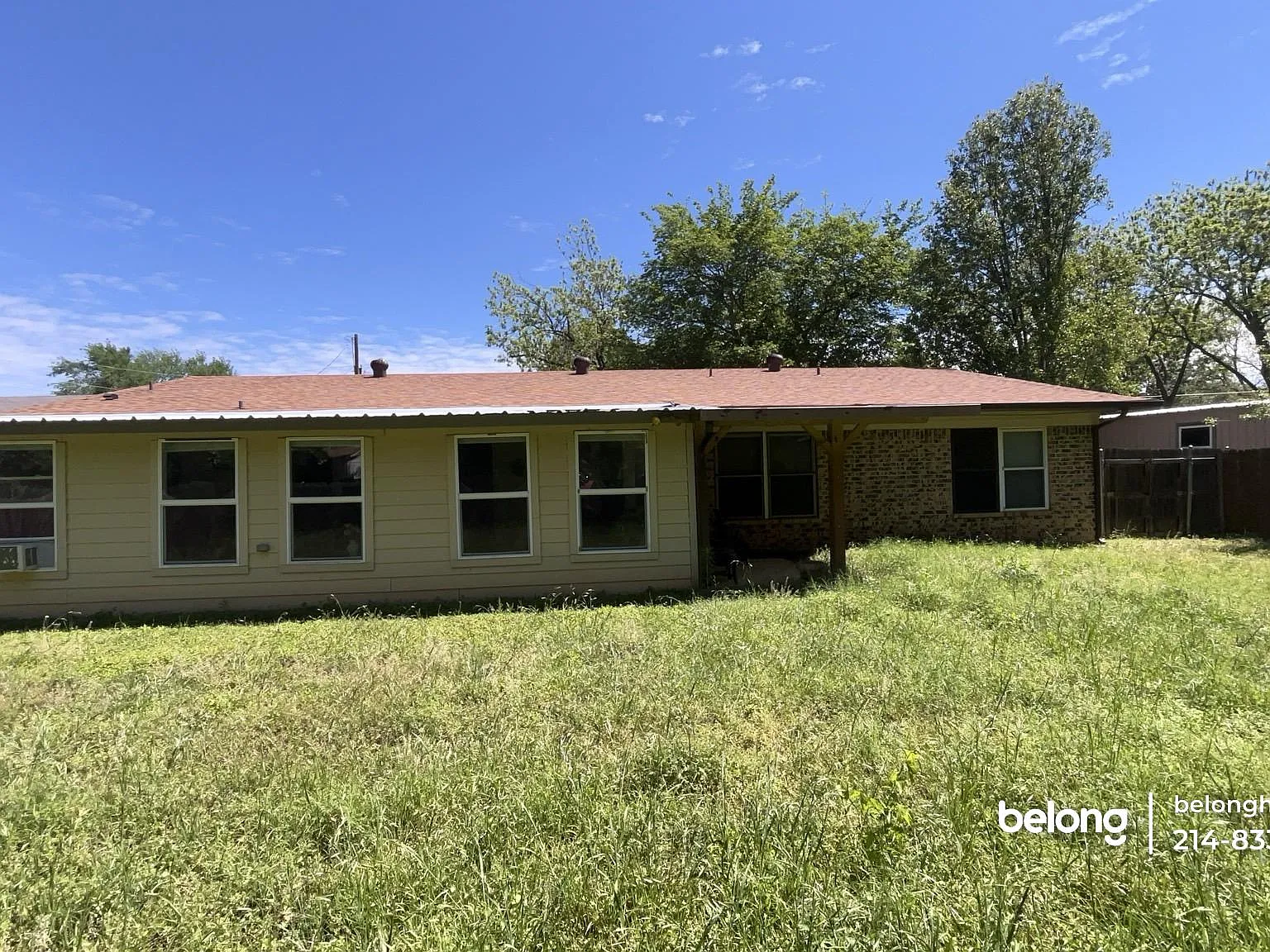 3 bed, 2.0 bath, 1688 sqft, $2,000 — Photo 2