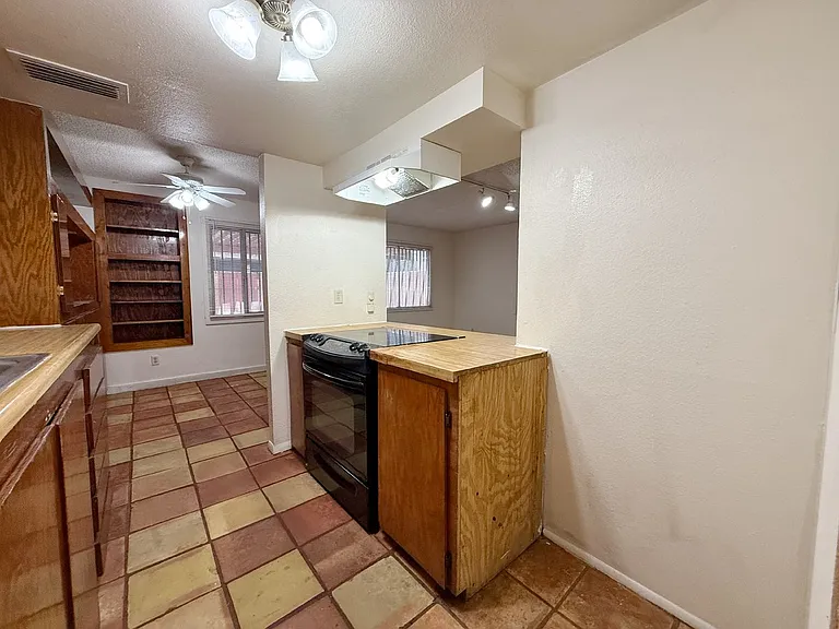 4031 W Mesquite Ln — Photo 6