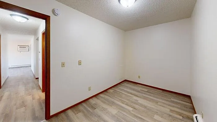 1100 Pleasant St #12 — Photo 9