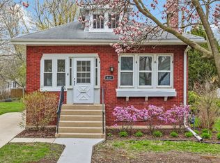 649 S Cornell Ave, Villa Park, IL 60181