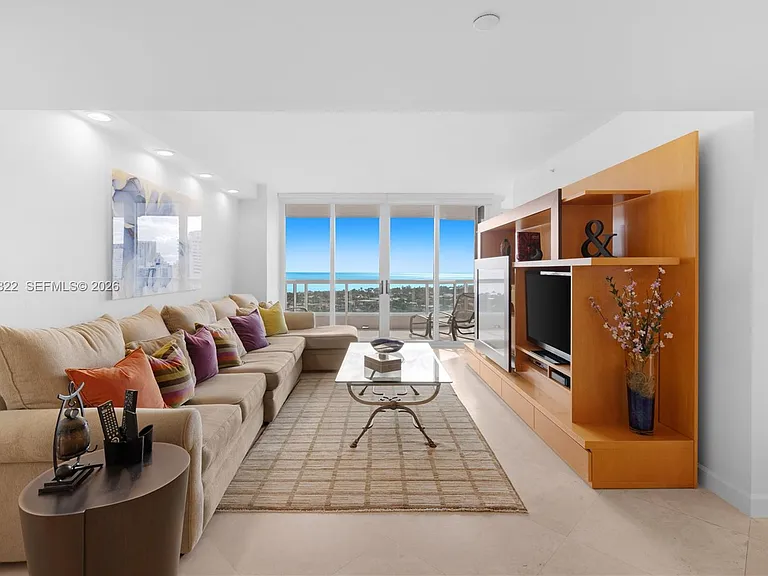 21055 Yacht Club Dr #2310 — Photo 2