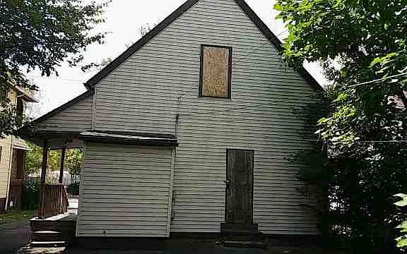 4th image of 2835 E 117th St
