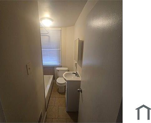 3rd image of 4816 E Alcott St