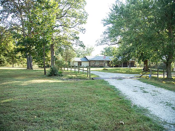 2nd image of 4172 Dandelion Ln