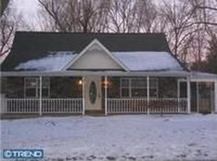 309 Surrey Ln, Hatboro, PA 19040