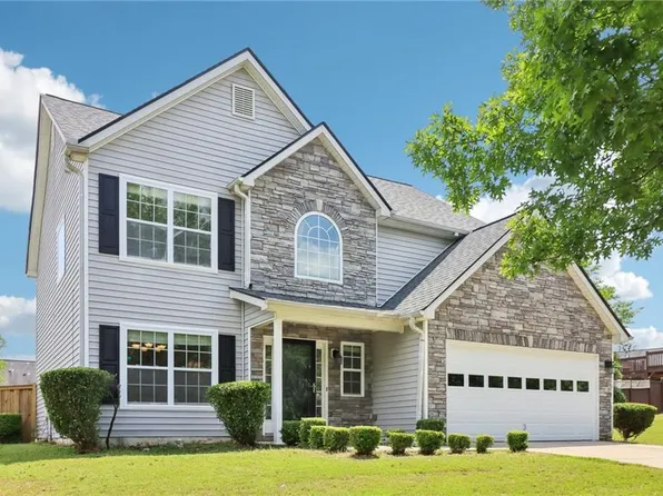 5512 Village Rdg, Fairburn, GA 30213