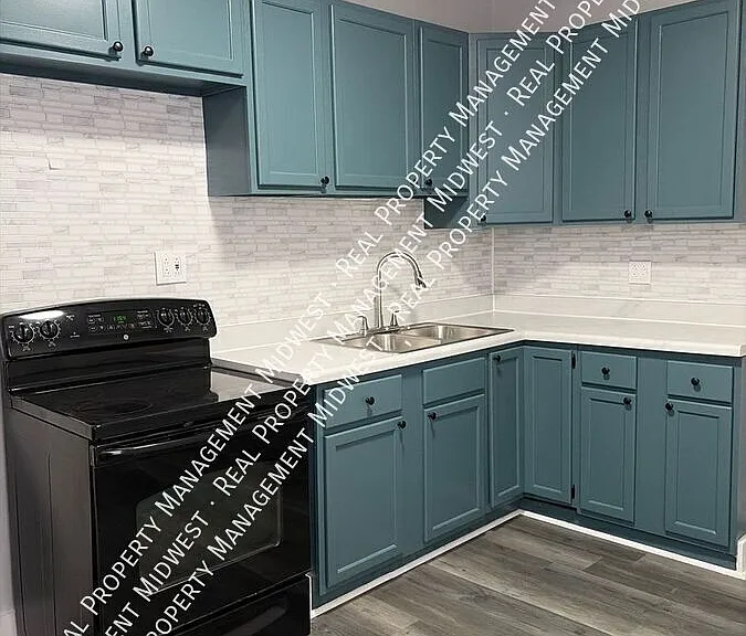 34 Mound St — Photo 2