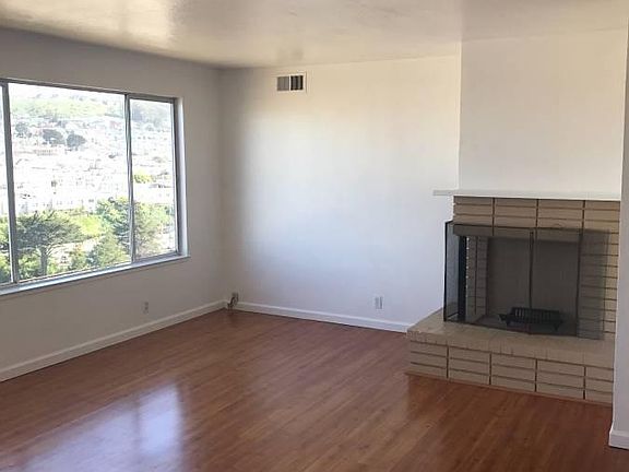 4th image of 2681 San Jose Ave