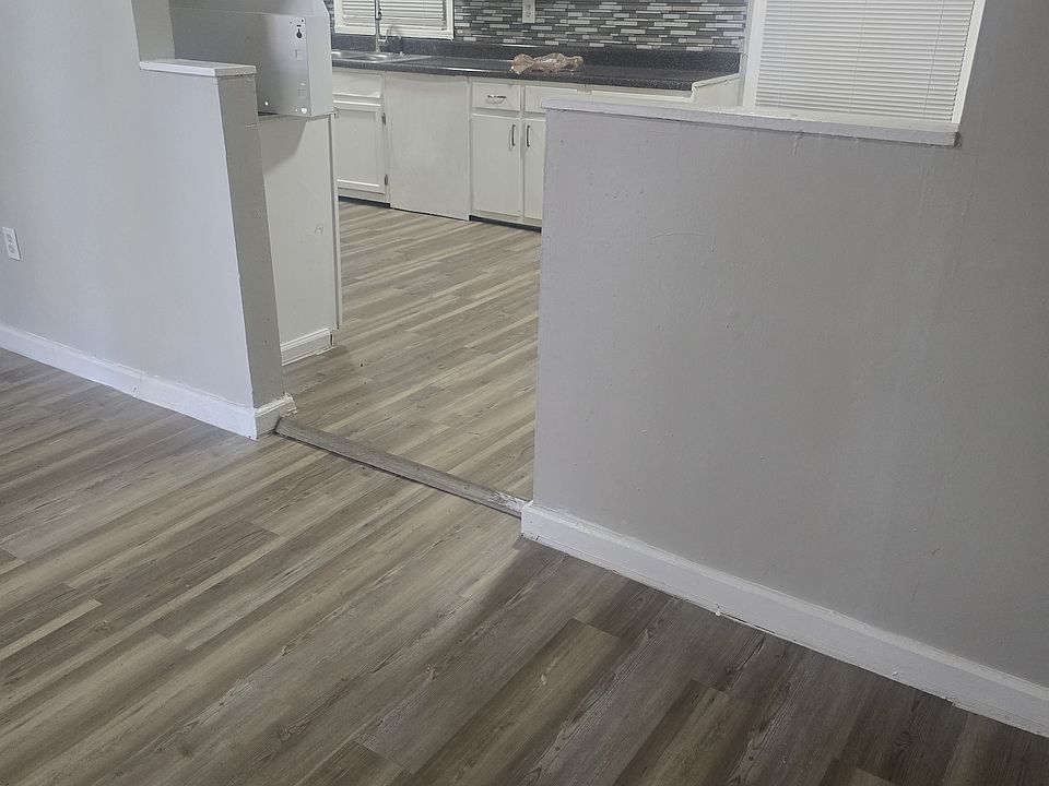 1st image of 1011 Cindy Ln