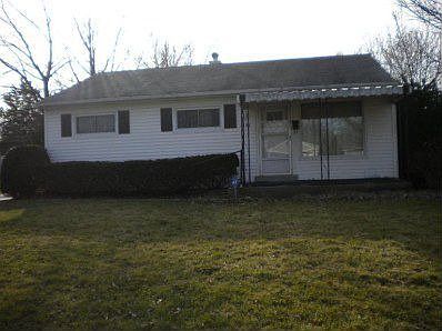 2nd image of 4196 Curundu Ave