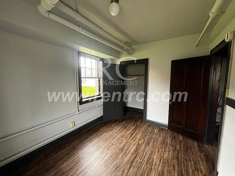 210-145 N Walnut St — Photo 10