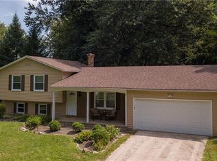 7481 King Memorial Rd, Mentor, OH 44060