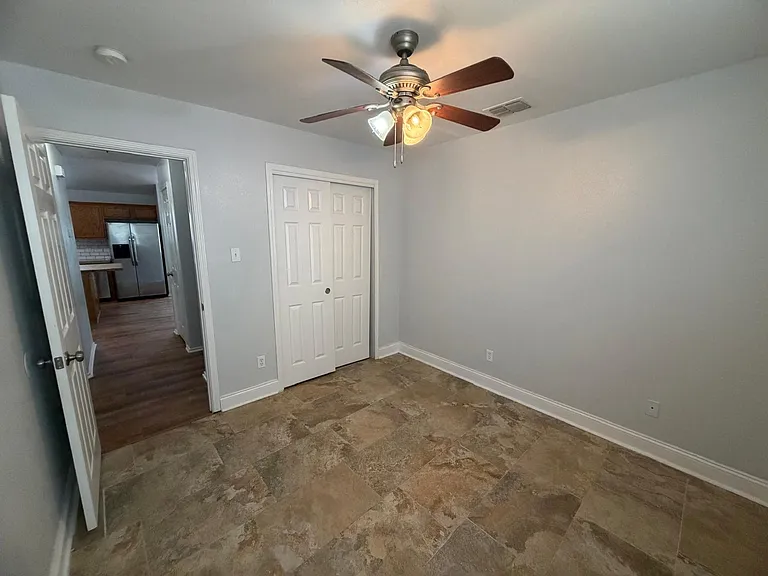 7615 Equinox Hl — Photo 15