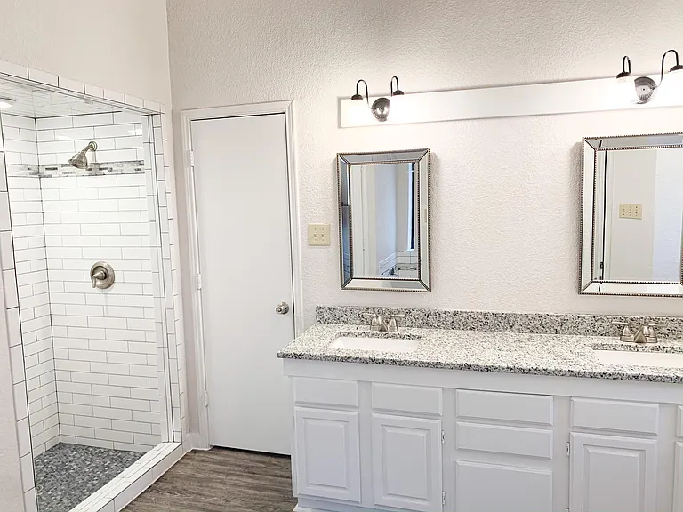 6836 Megan Ln — Photo 4