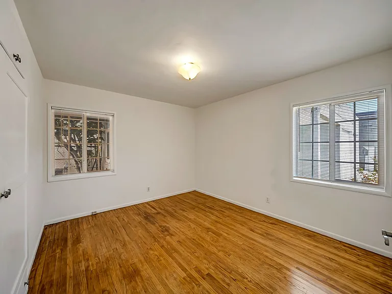 654 Patterson Ave — Photo 21