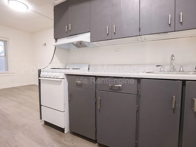 102 N 38th Ave #3 — Photo 6